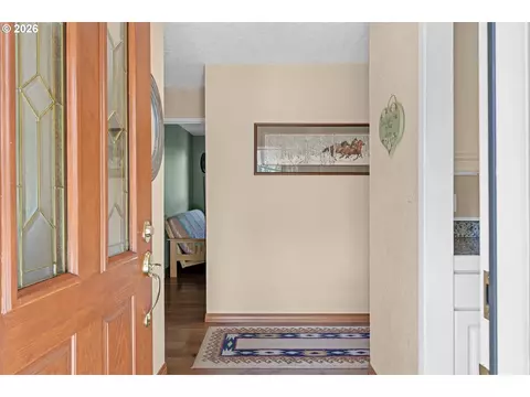 Entry Way - 12737 NE Cedarbrook Rd, Aurora, OR 97002 photo 1 of 4