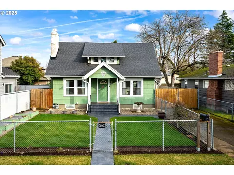 6528 SE 56th Ave, Portland, OR 97206