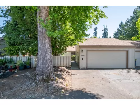 6690 Continental Cir SE, Salem, OR 97306