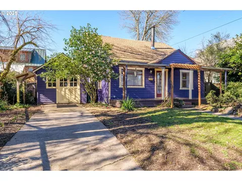 856 Almaden St, Eugene, OR 97402