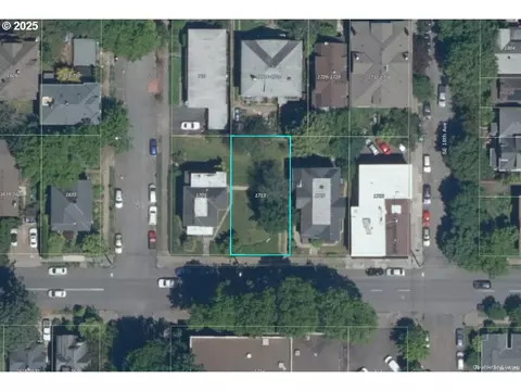 1705 SE Morrison St, Portland, OR 97214