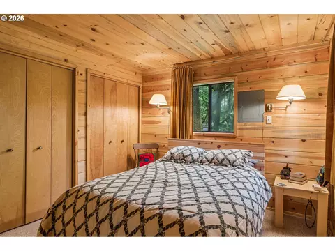 28320 E Road 20, Rhododendron, OR 97049 photo 24