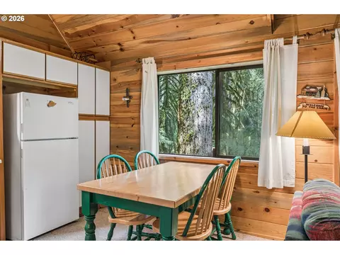 28320 E Road 20, Rhododendron, OR 97049 photo 18