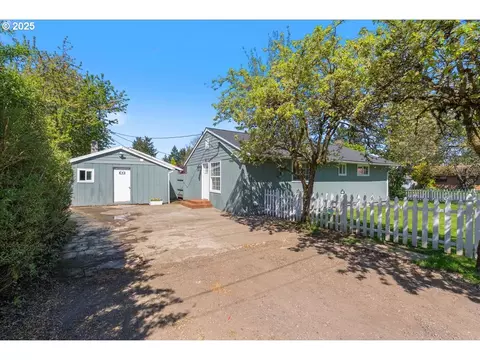 3814 E 13th St, Vancouver, WA 98661