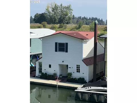 14581 NW Larson Rd #7, Portland, OR 97231