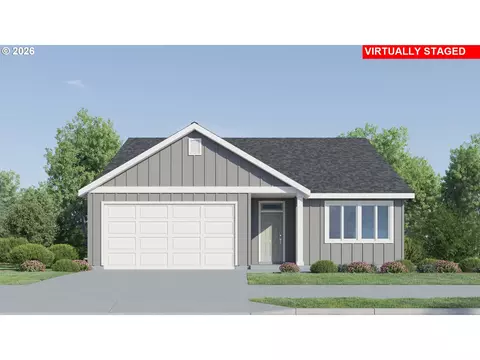 1138 Clemson St, Woodburn, OR 97071
