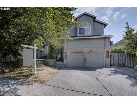 1758 NW 18th Ct, Gresham, OR 97030