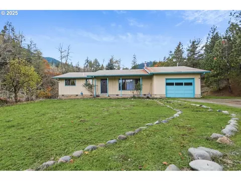 Homes For Sale in 97469, OR | Real Estate & Listings | Movoto