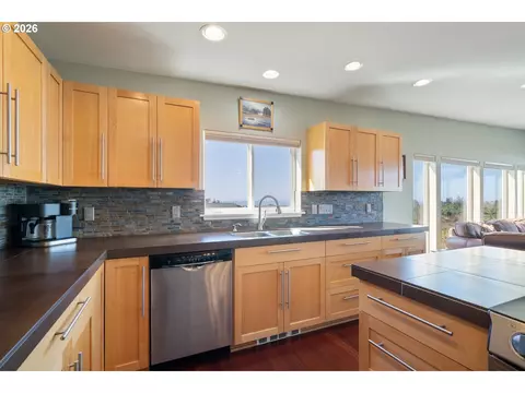 Kitchen - 175 Crescent St, Oceanside, OR 97134 photo 6 of 6