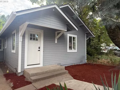 461 Blair Blvd, Eugene, OR 97402