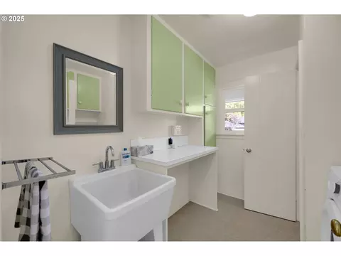 Other - 820 Lariat Dr, Eugene, OR 97401 photo 4 of 6