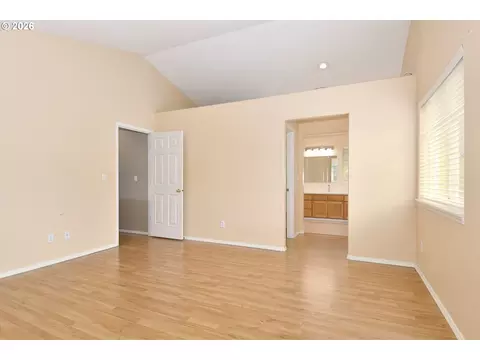 Bedroom - 36300 Yocum Loop, Sandy, OR 97055 photo 1 of 3