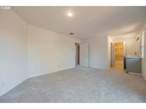 Bedroom - 3759 Keeler Ave, Eugene, OR 97401 photo 5 of 5
