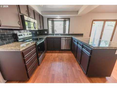 Kitchen - 3759 Keeler Ave, Eugene, OR 97401 photo 1 of 4