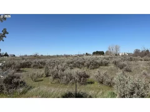 NE Fourth St, Hermiston, OR 97838 photo 2