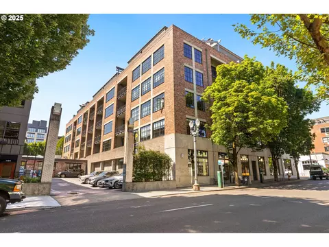 408 NW 12th Ave #306, Portland, OR 97209