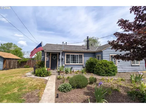 1703 Jefferson Ave, La Grande, OR 97850