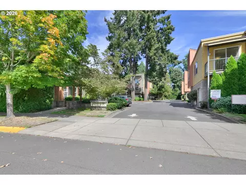 Exterior - 347 Rustic Pl #26, Eugene, OR 97401 photo 10 of 10