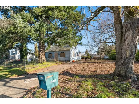 648 SE 146th Ave, Portland, OR 97233