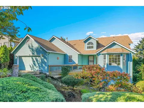 7705 SW 194th Ter, Beaverton, OR 97007