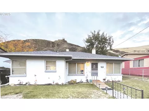615 Hager St, Heppner, OR 97836 photo 1