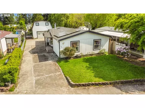 1036 Alder Ln, Woodburn, OR 97071