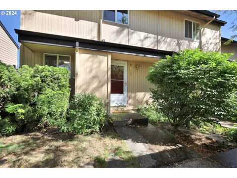 1511 Fetters Loop, Eugene, OR 97402