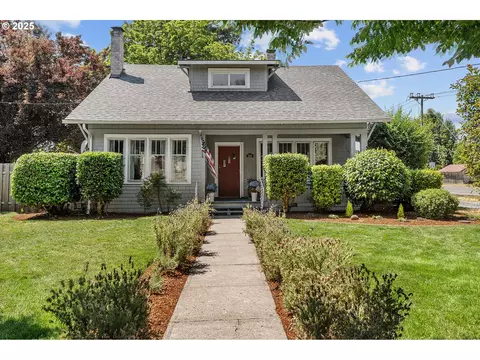 544 N Molalla Ave, Molalla, OR 97038