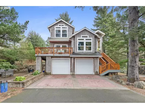 745 Ridgewood Rd W, Oceanside, OR 97134