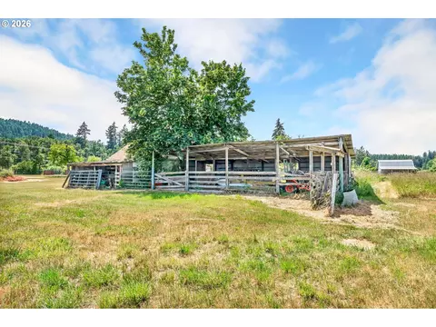 Exterior - 34671 Matthews Rd, Eugene, OR 97405 photo 9 of 11