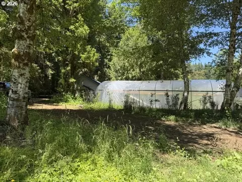 82467 Crowder Rd, Seaside, OR 97138
