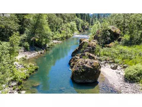 View/Area - 5424 Little River Rd, Glide, OR 97443 photo 7 of 7