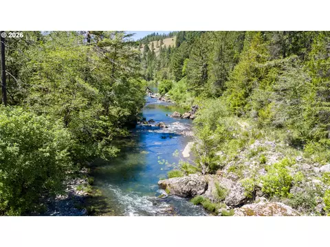 View/Area - 5424 Little River Rd, Glide, OR 97443 photo 5 of 7