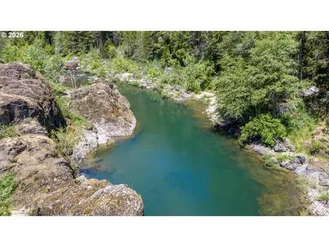 View/Area - 5424 Little River Rd, Glide, OR 97443 photo 4 of 7