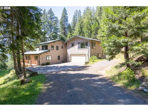 Exterior - 5424 Little River Rd, Glide, OR 97443 photo 1 of 10