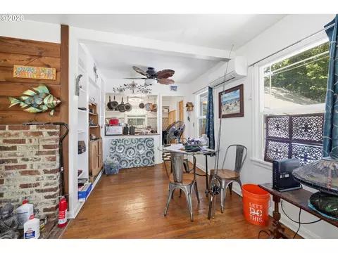 Dining - 123 Elkay Dr, Eugene, OR 97404 photo 1 of 1
