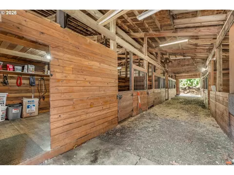 44751 SE Wildcat Mountain Dr, Sandy, OR 97055 photo 36