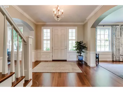 Entry Way - 2030 W 34th Ave, Eugene, OR 97405 photo 1 of 5