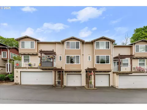 10739 SW Canterbury Ln #102, Tigard, OR 97224