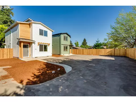 Exterior - 813 Horn Ln, Eugene, OR 97402 photo 4 of 4
