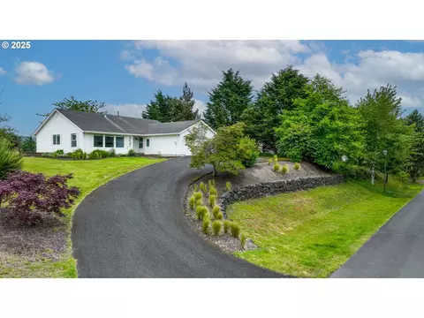 657 Summit Ave, Gearhart, OR 97138