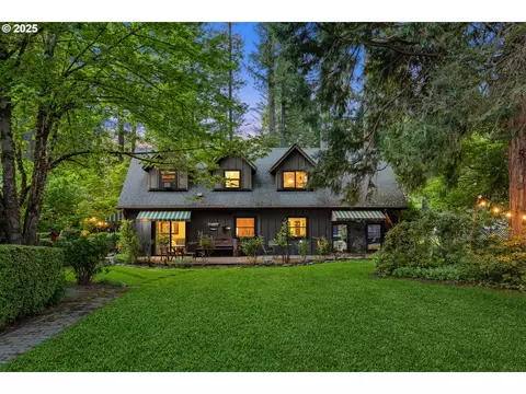 49198 Mckenzie Hwy, Vida, OR 97488