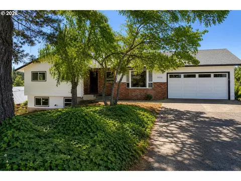 19558 SW Lebeau Rd, Sherwood, OR 97140