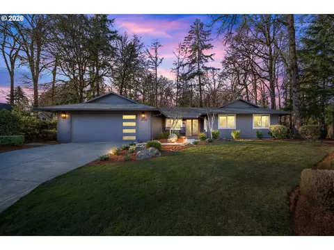 18425 SW Deer Oak Ave, Lake Oswego, OR 97035