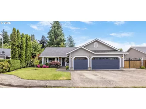 1575 Fairview Pl, Cottage Grove, OR 97424