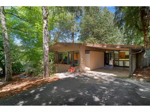 13900 Sundeleaf Dr, Lake Oswego, OR 97034