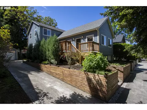 3817 NE 11th Ave, Portland, OR 97212
