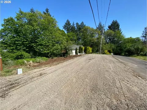 360 View Dr NW, Salem, OR 97304