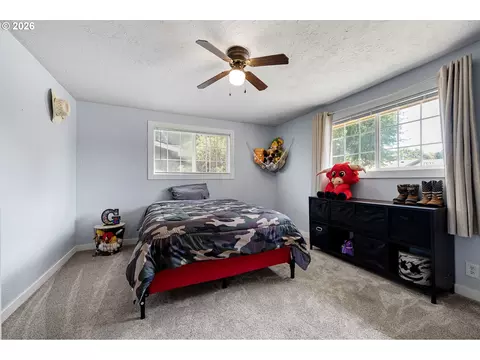 Bedroom - 2653 Newcastle St, Eugene, OR 97404 photo 5 of 5