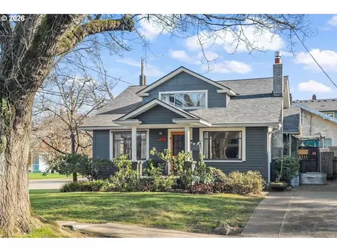 2706 SE 35th Ave, Portland, OR 97202